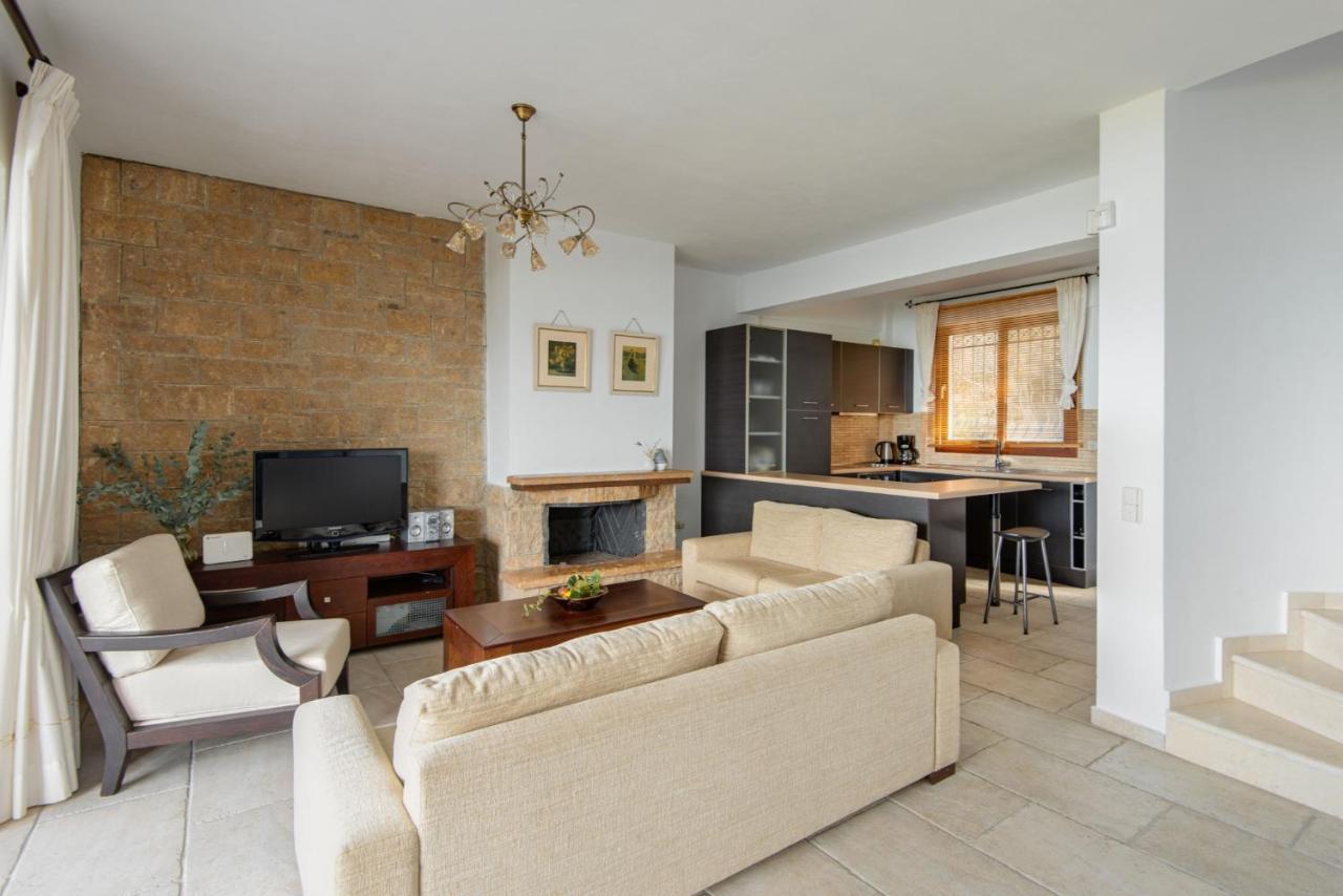 Seagrove, Beachfront Villa In Possidi #Feelslikehome Skála Foúrkas Eksteriør bilde