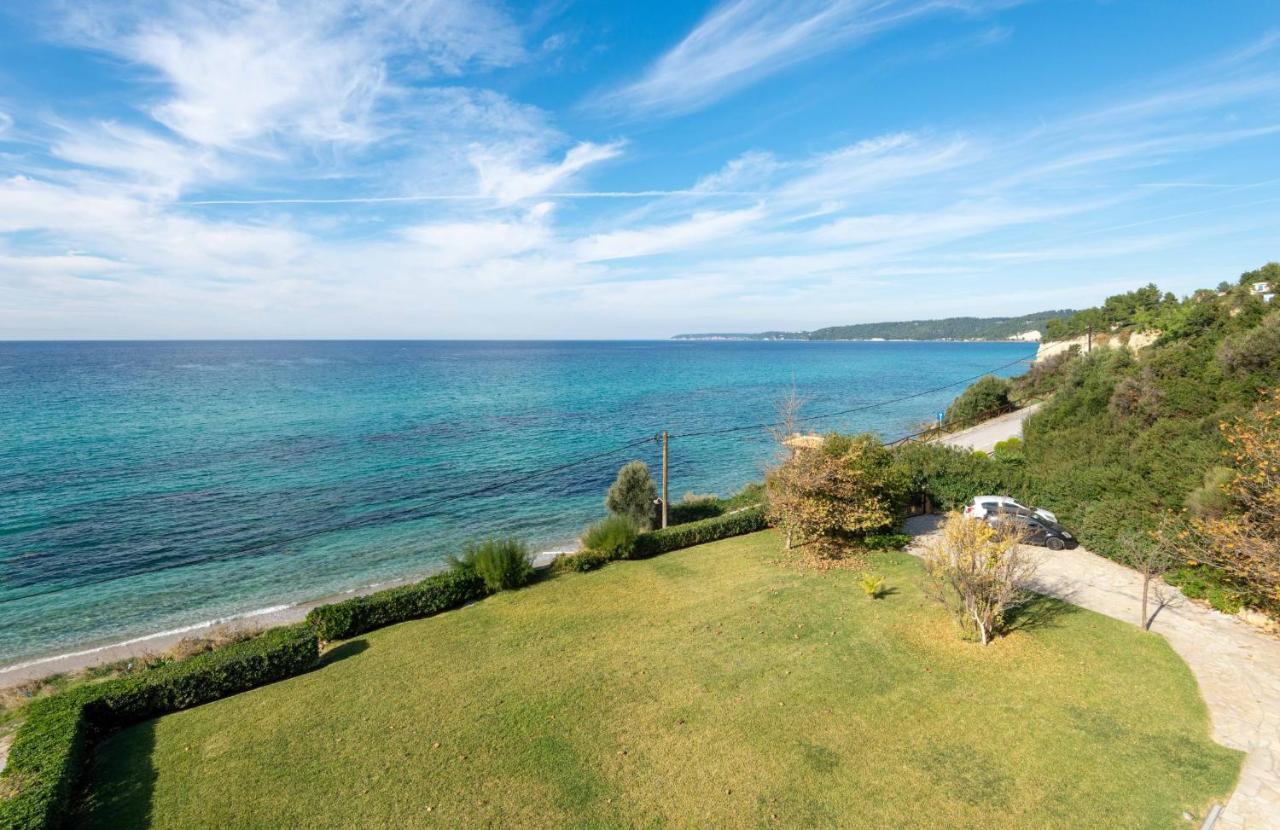 Seagrove, Beachfront Villa In Possidi #Feelslikehome Skála Foúrkas Eksteriør bilde